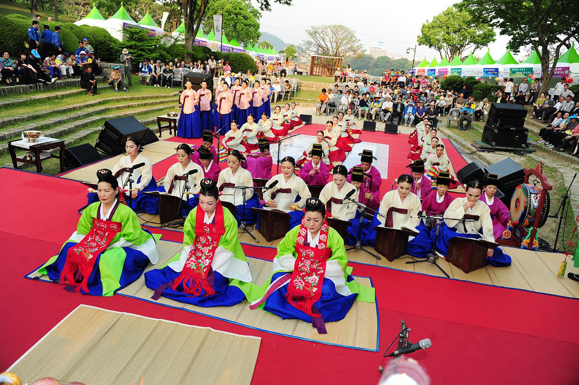 中国的端午节和韩国的江陵端午祭,你知道这两个传统节日有什么不同吗?