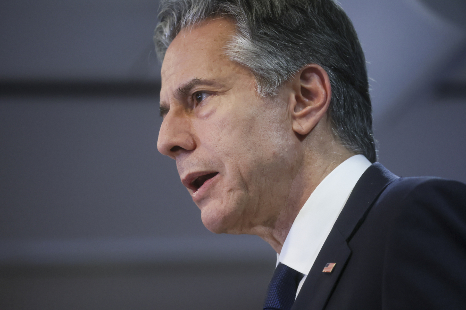 北京时间6月18日上午,美国国务卿布林肯抵达北京,开启了为期两天的