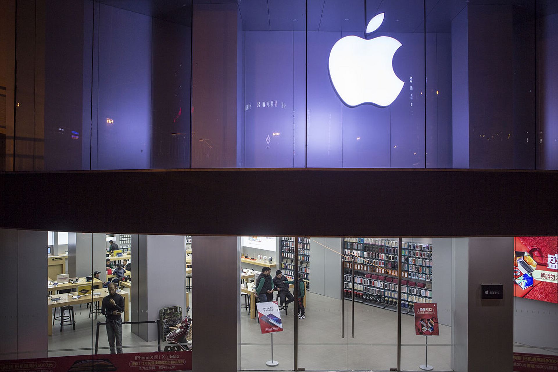 【消息称苹果正筹备马来西亚首家apple store零售店】  据国外媒体