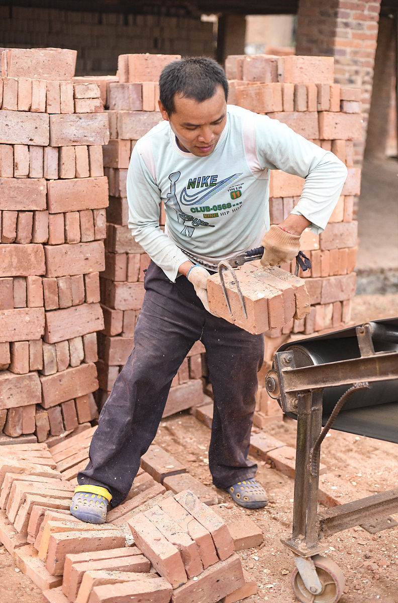 您愿意和我多说一说搬砖过程中的感受吗?#动态连更挑战