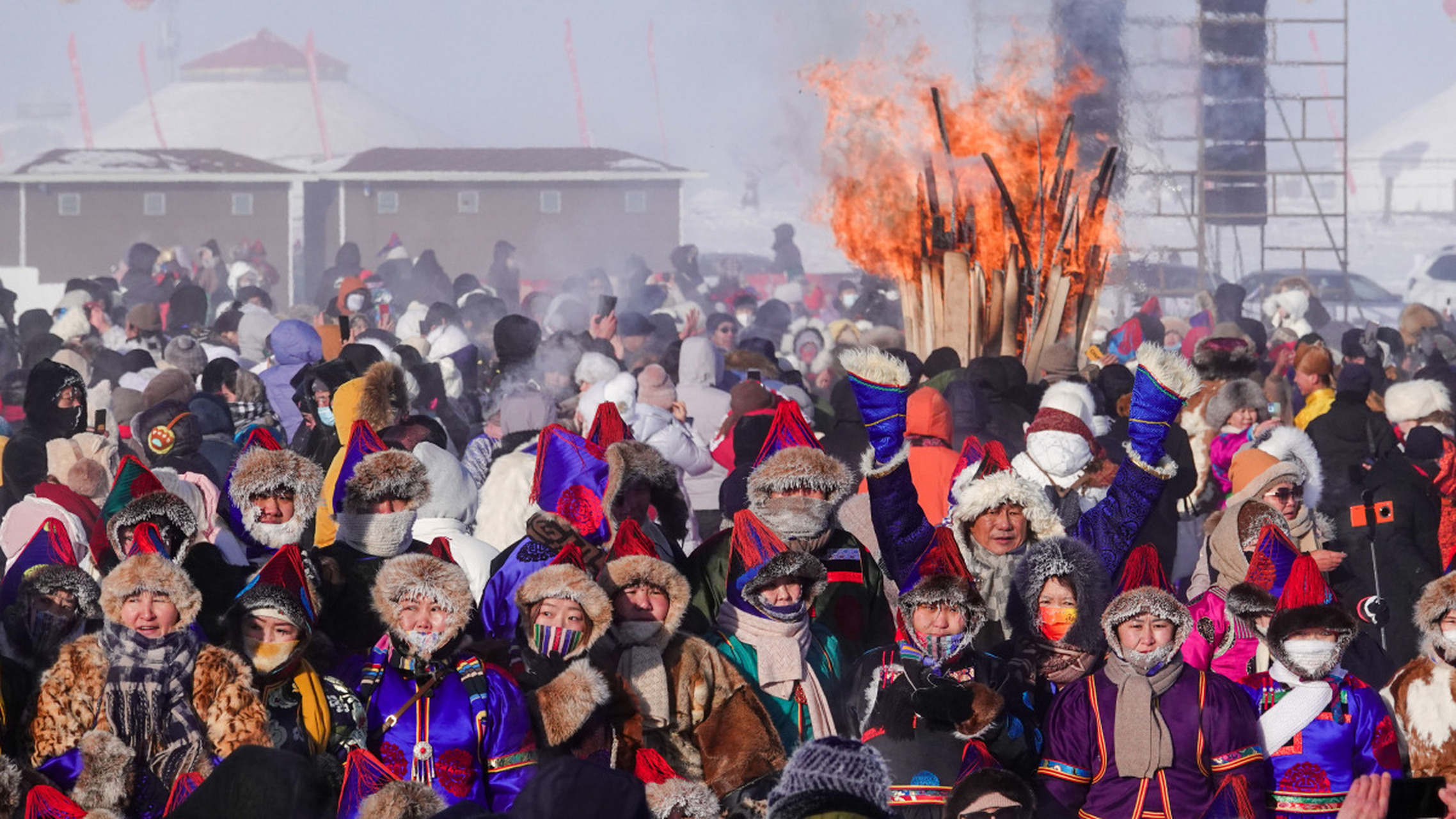内蒙古自治区第二十届冰雪那达慕在呼伦贝尔市陈巴尔虎旗呼和诺尔景区
