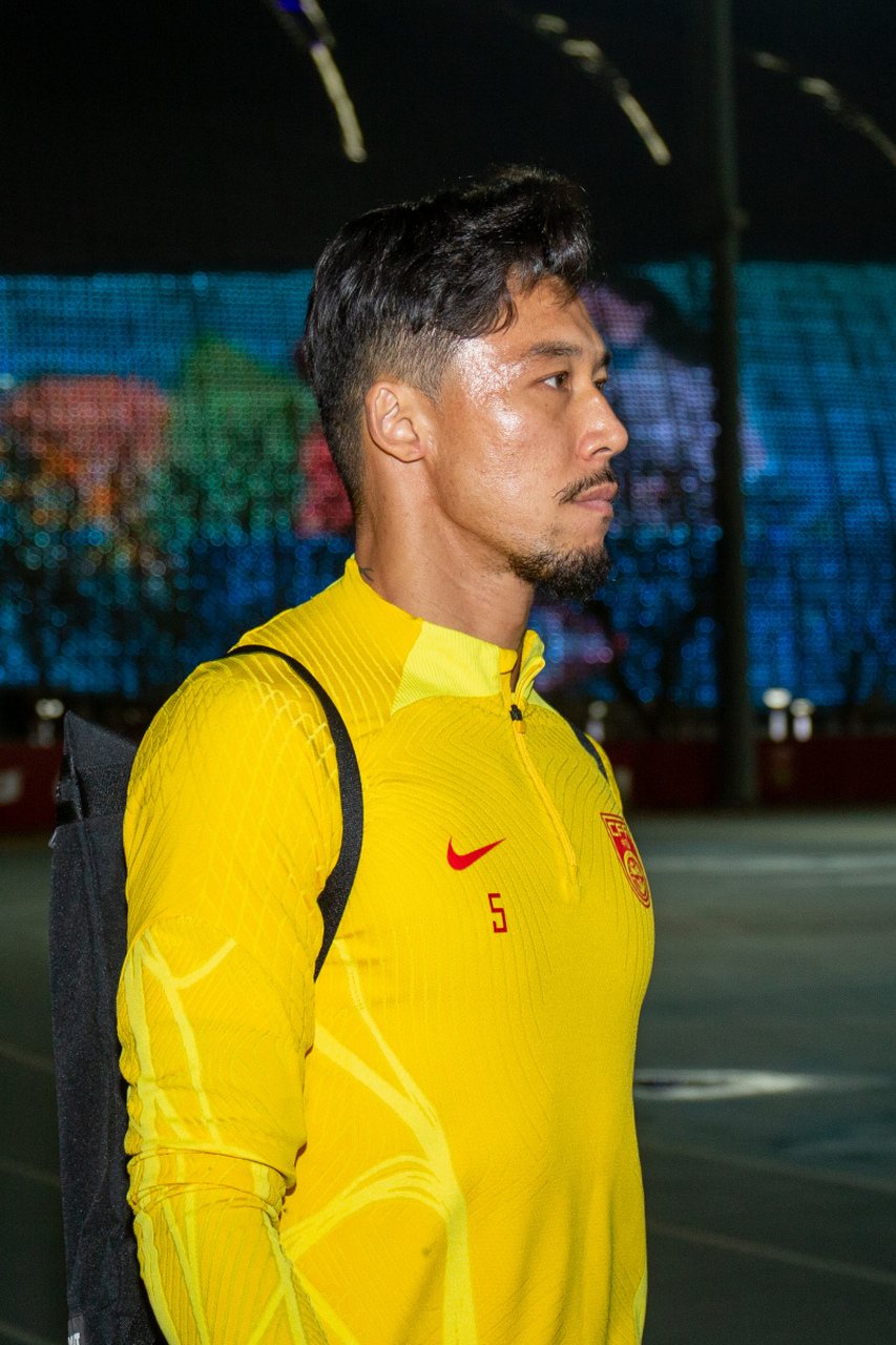 国足队长张琳芃退出国家队风波后,经过深思熟虑重新表态:只要国家队