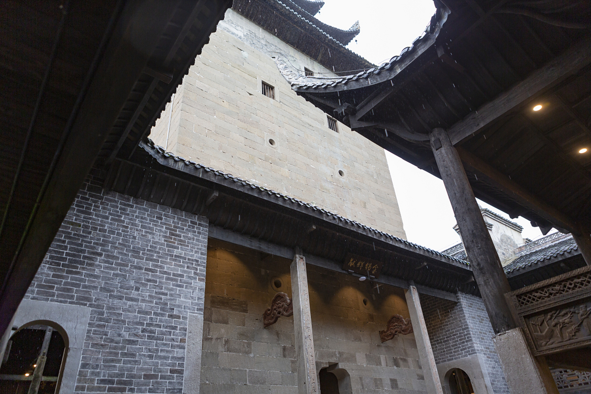 重庆云阳彭氏宗祠:雨中遇见的建筑诗篇,寻宗追远的文化之旅.
